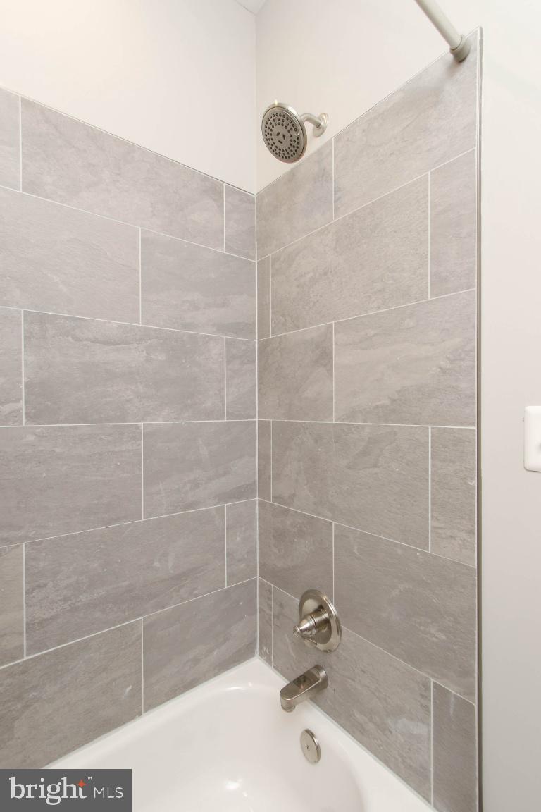 HAMPDEN HISTORIC DISTRICT - Residential