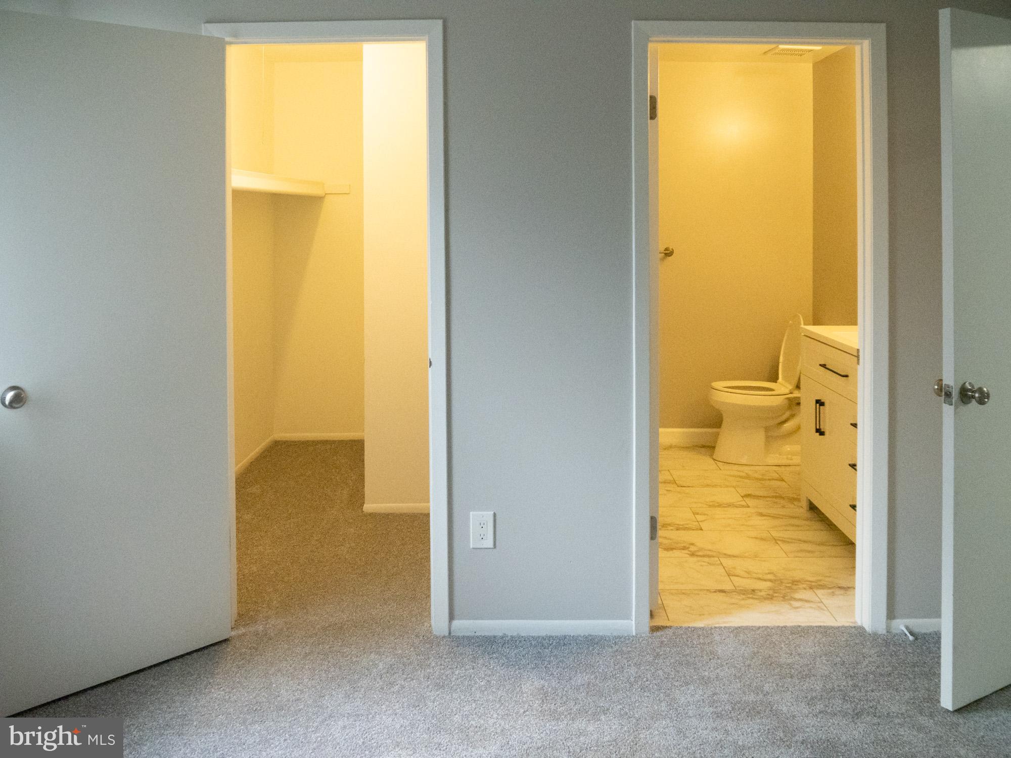 WOOD HOLLOW - Residential