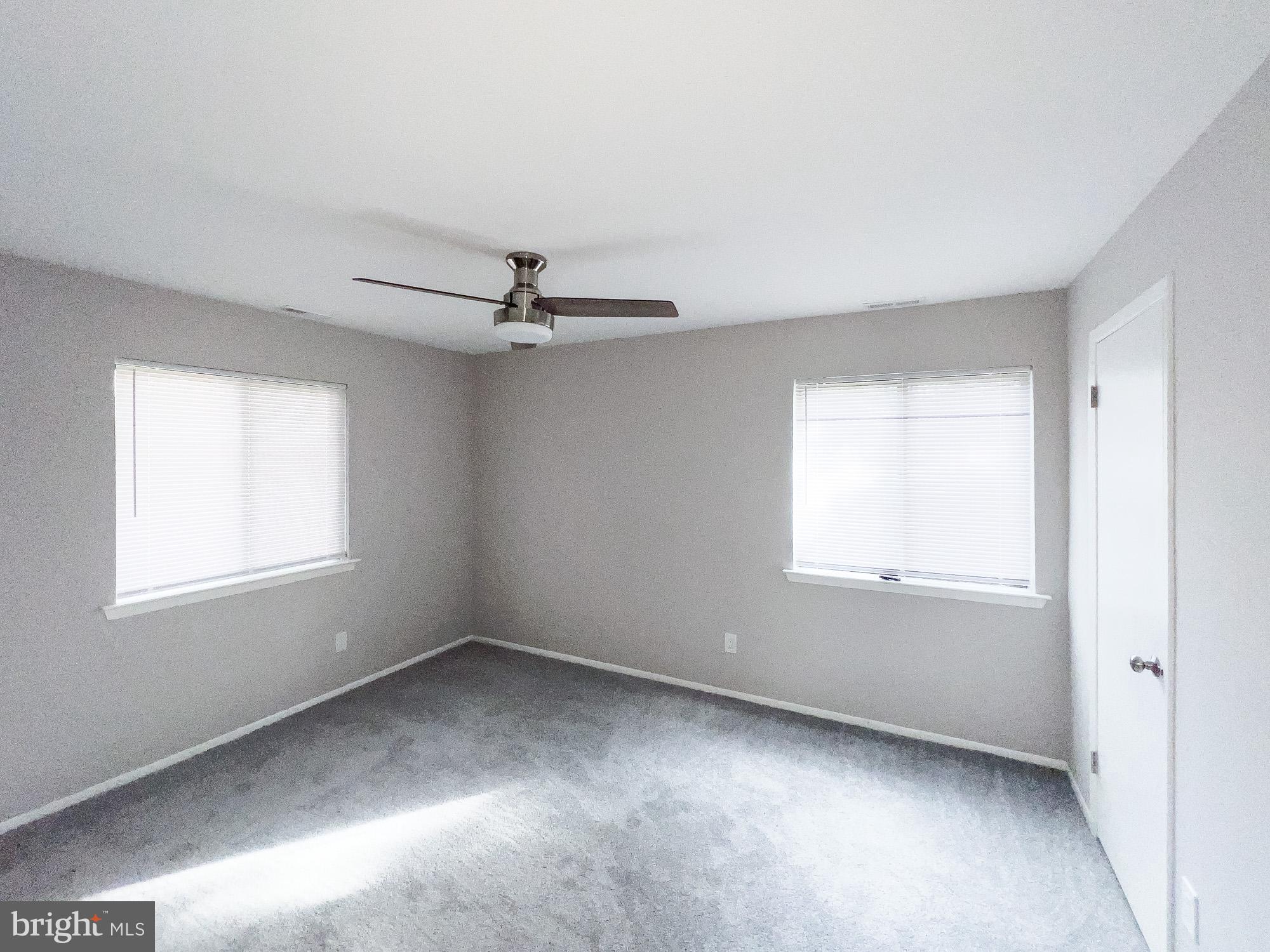 WOOD HOLLOW - Residential