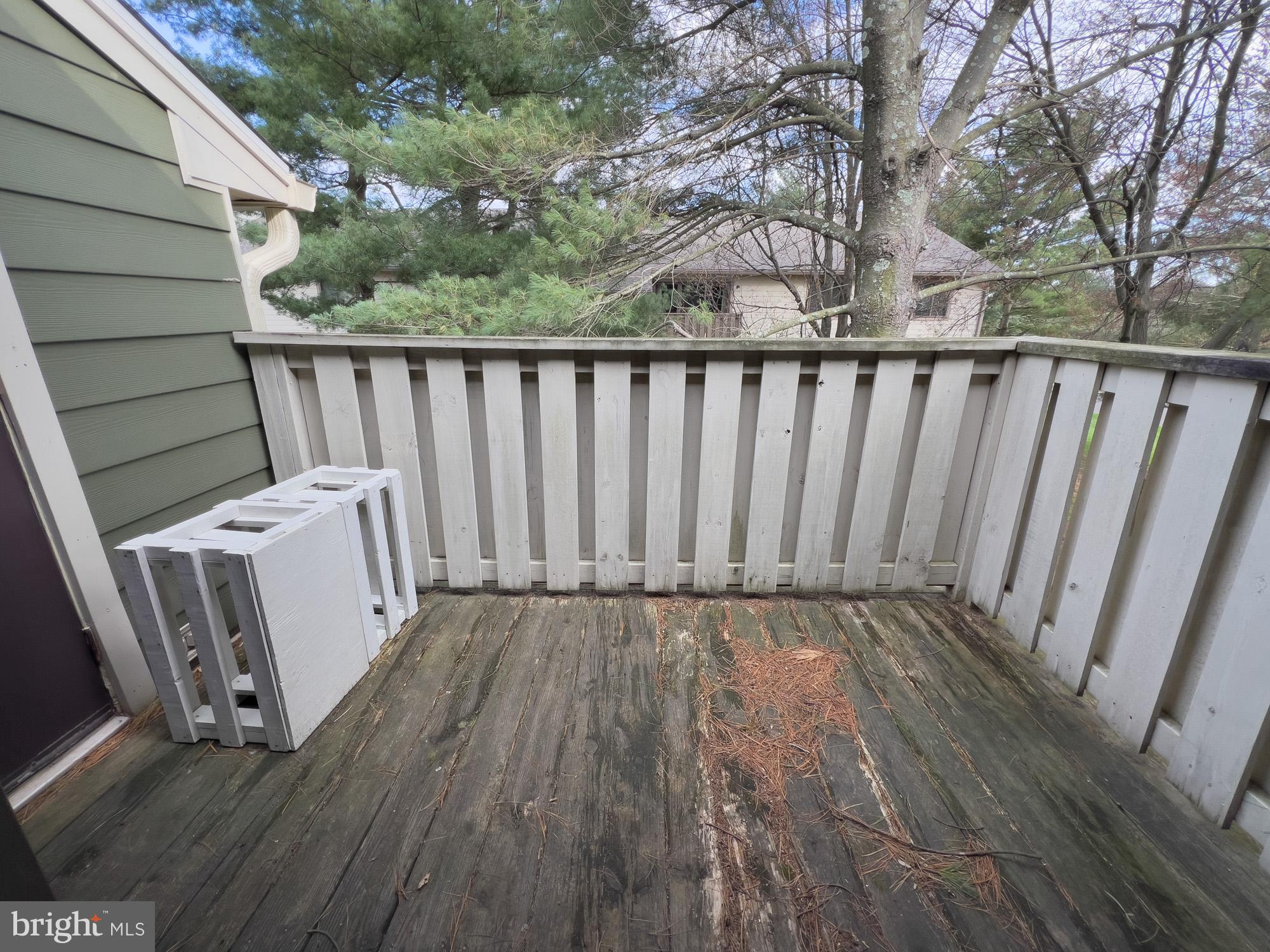 WOOD HOLLOW - Residential