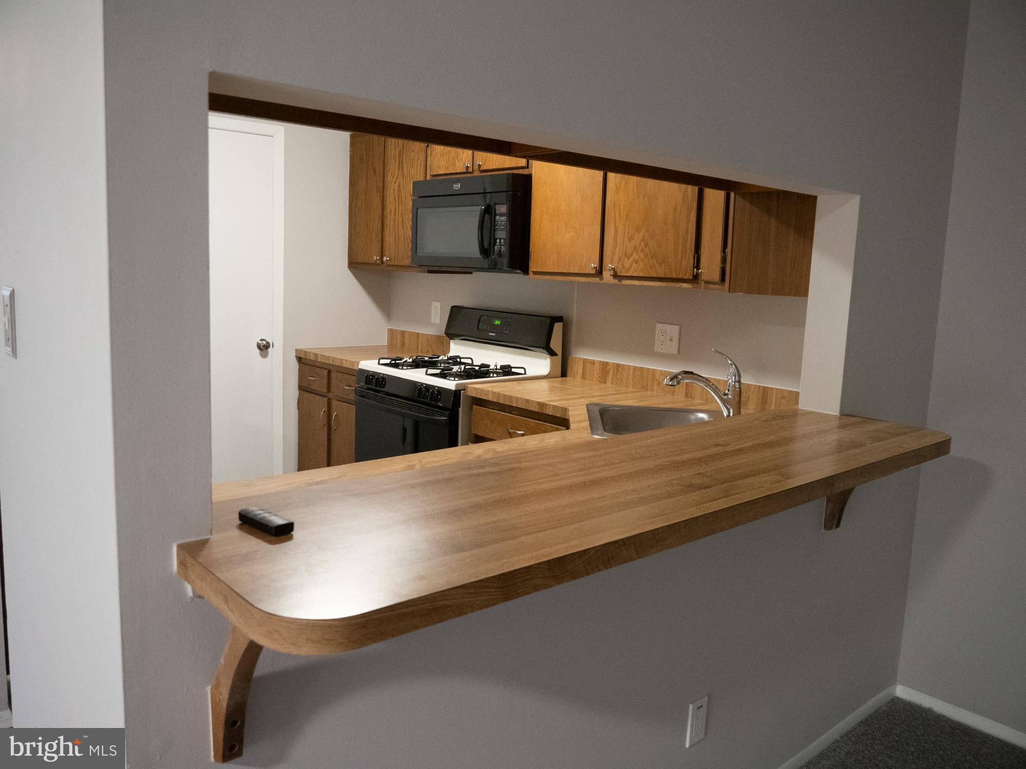 WOOD HOLLOW - Residential