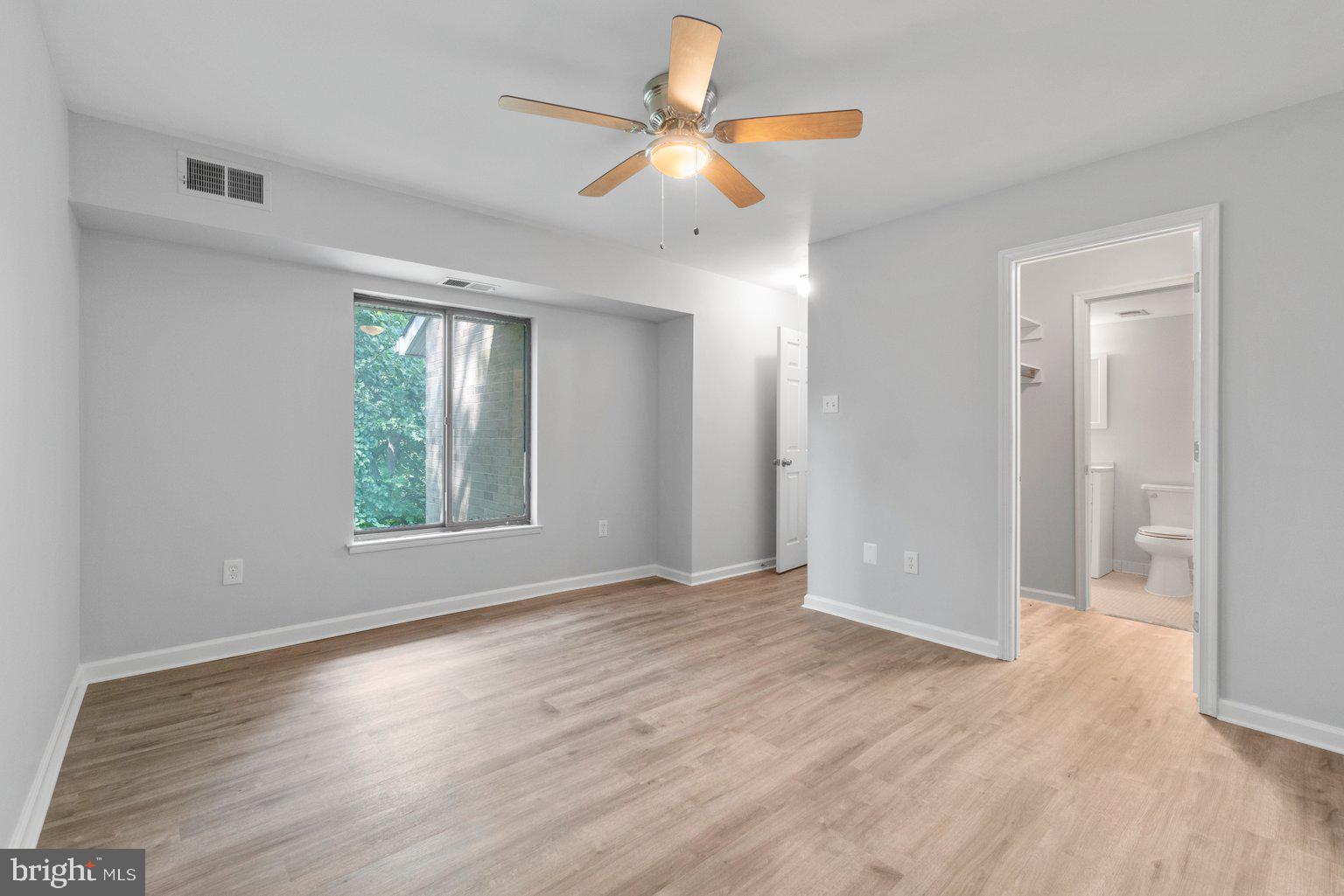 VILLAGE OF LONG REACH - Residential