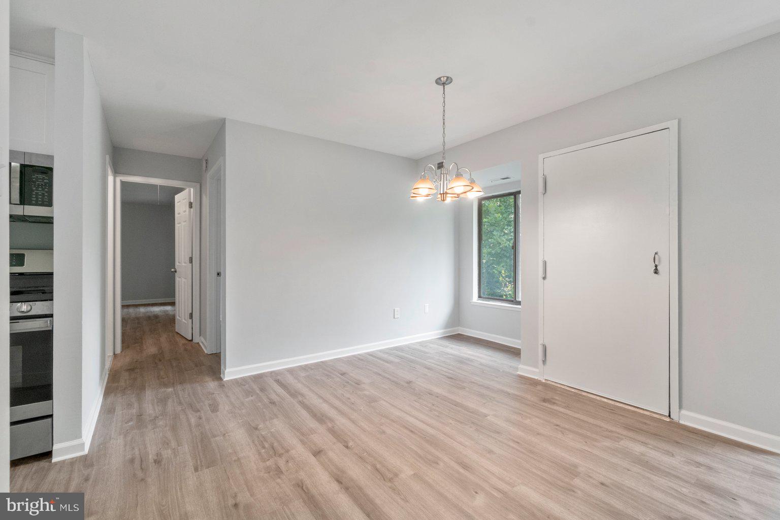 VILLAGE OF LONG REACH - Residential