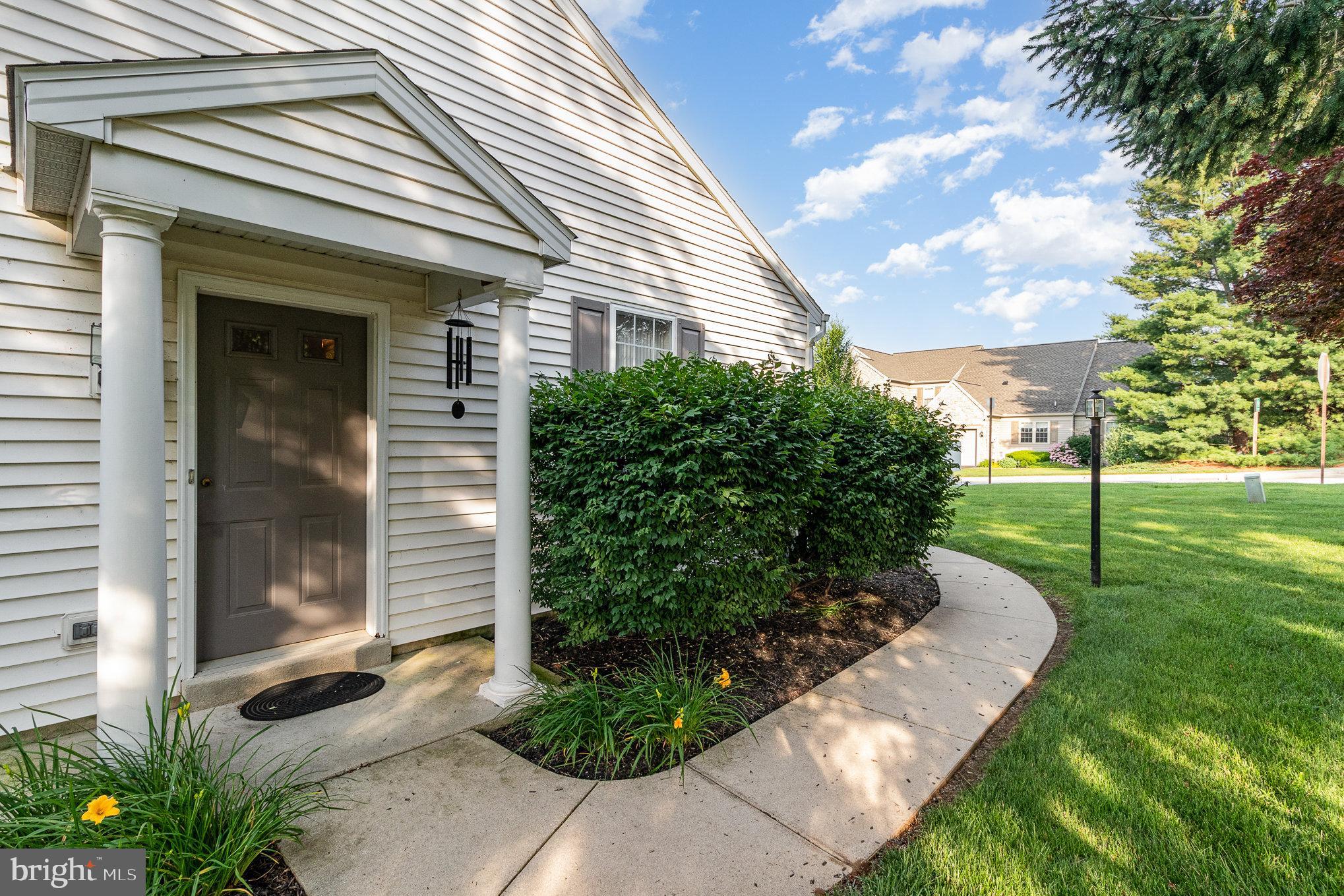 660 SPRINGHOUSE LANE