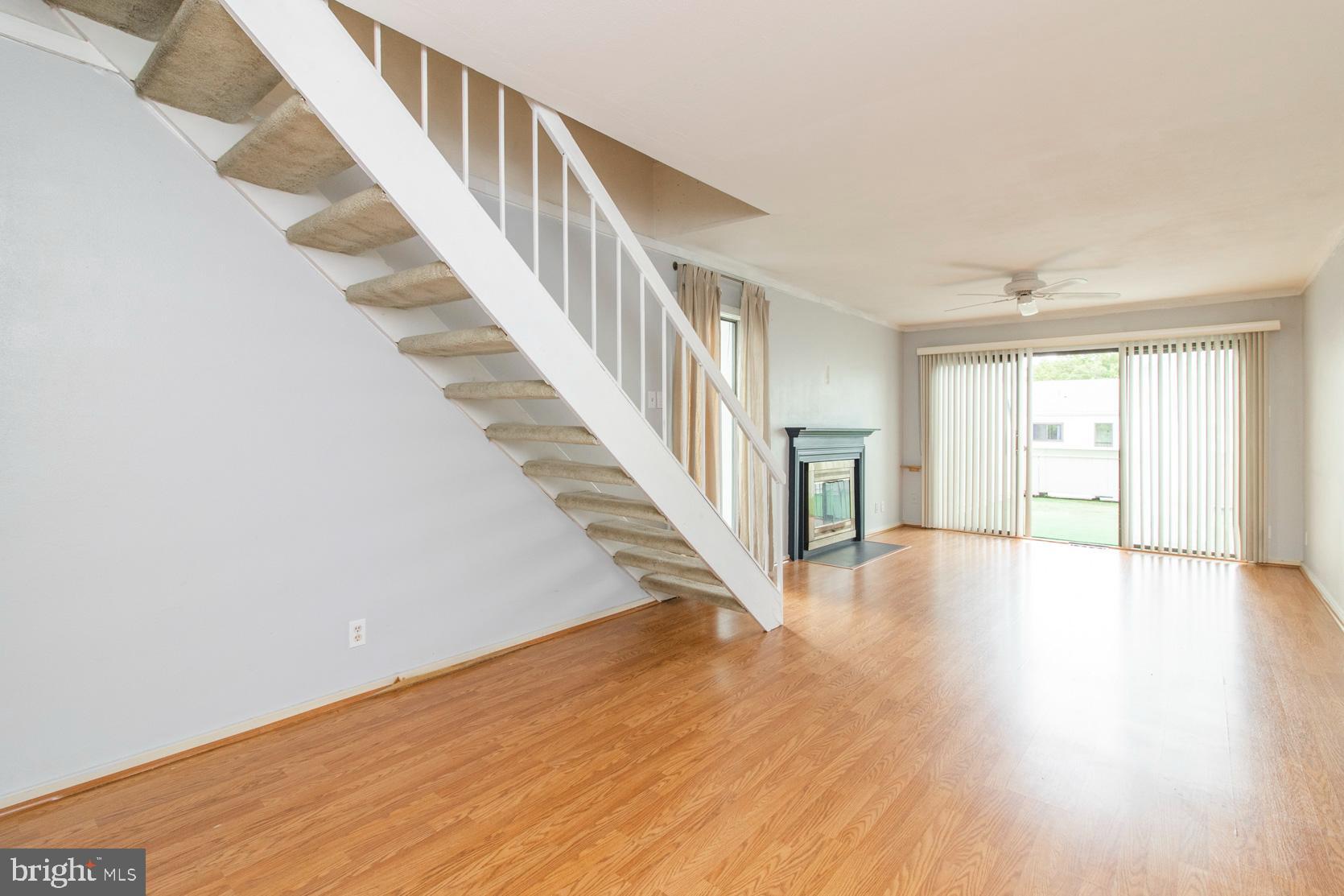 SUMMIT HOUSE - Residential