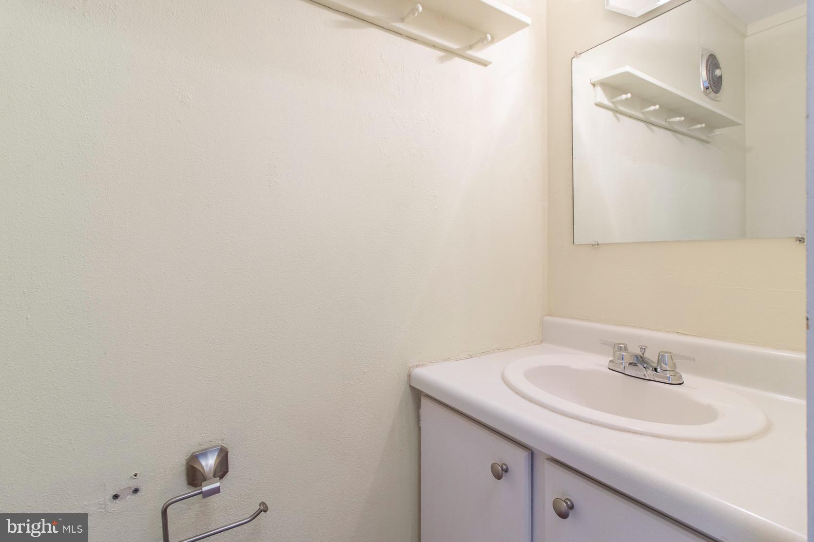 SUMMIT HOUSE - Residential