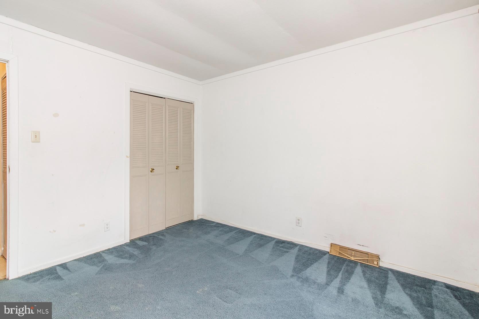 SUMMIT HOUSE - Residential