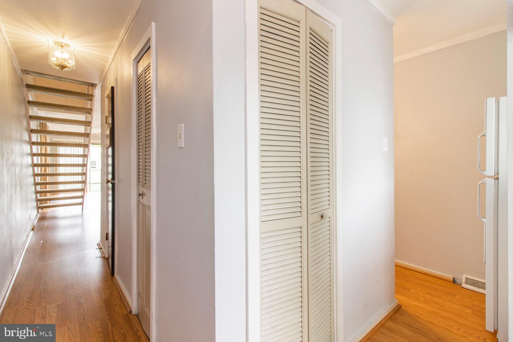 SUMMIT HOUSE - Residential