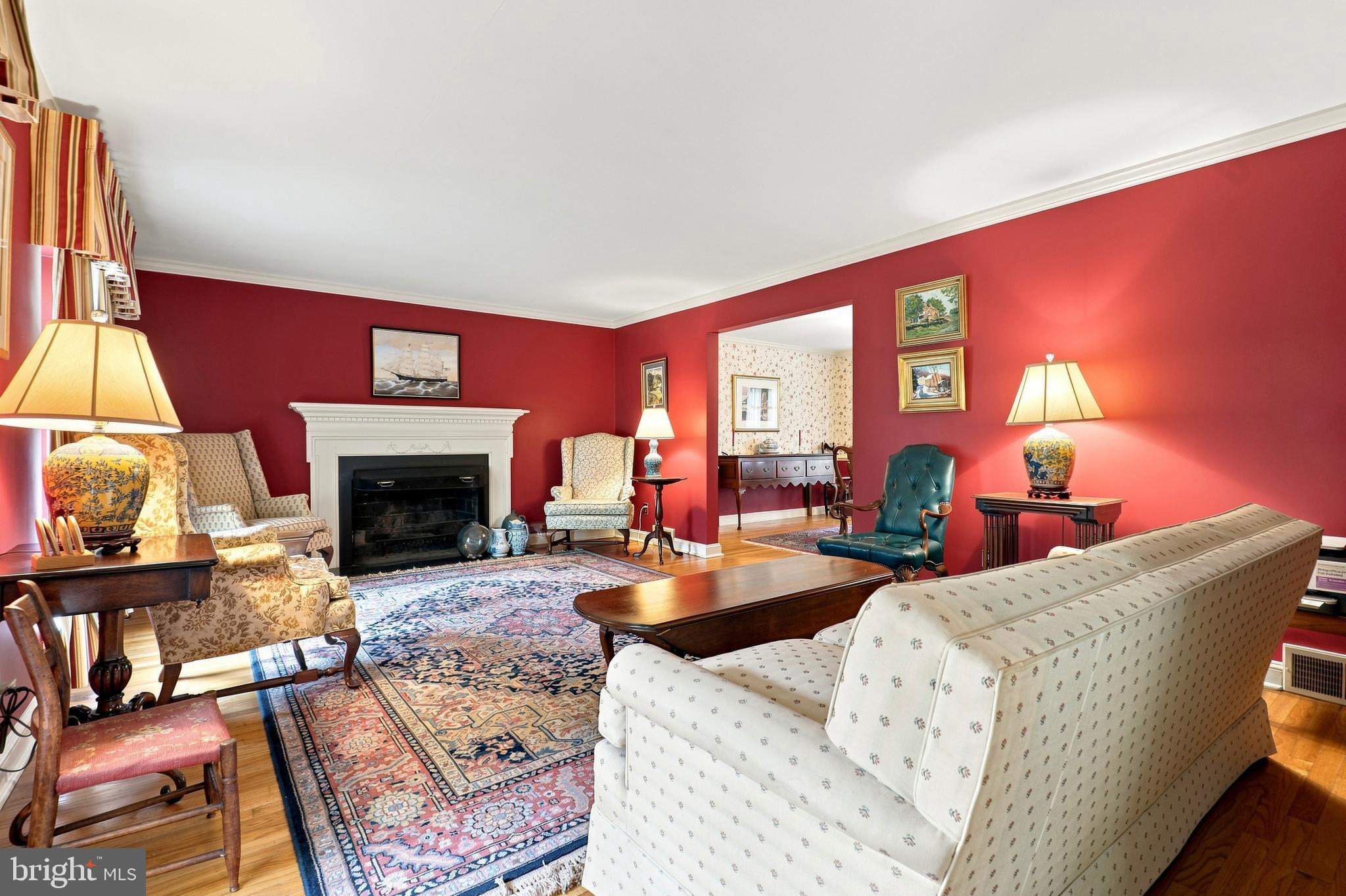639 SPRUCE LANE