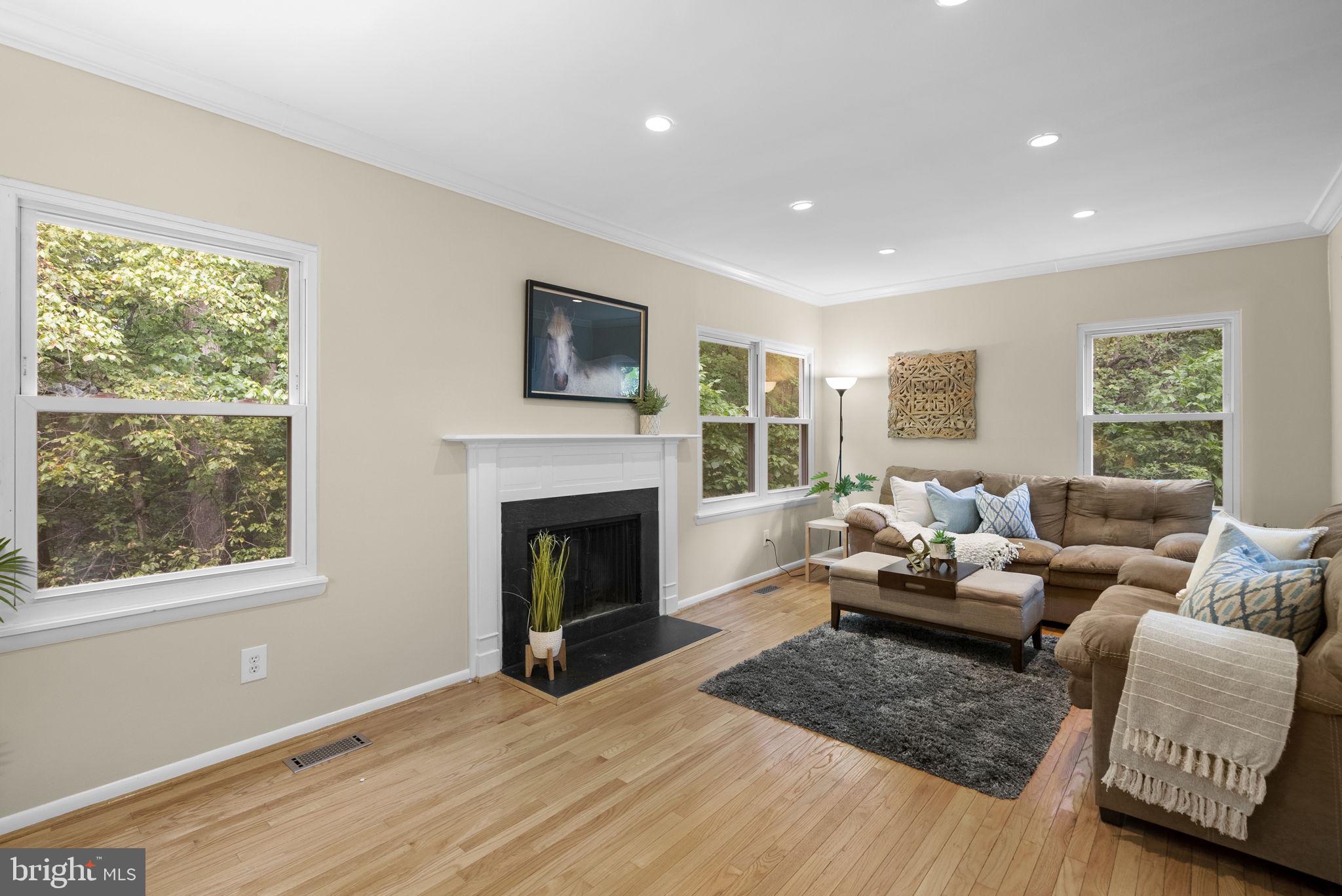 11523 SUMMER OAK DRIVE