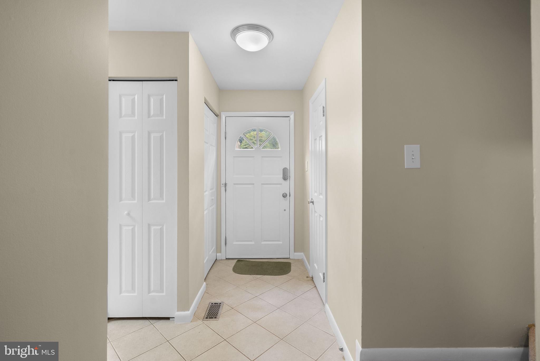 11523 SUMMER OAK DRIVE