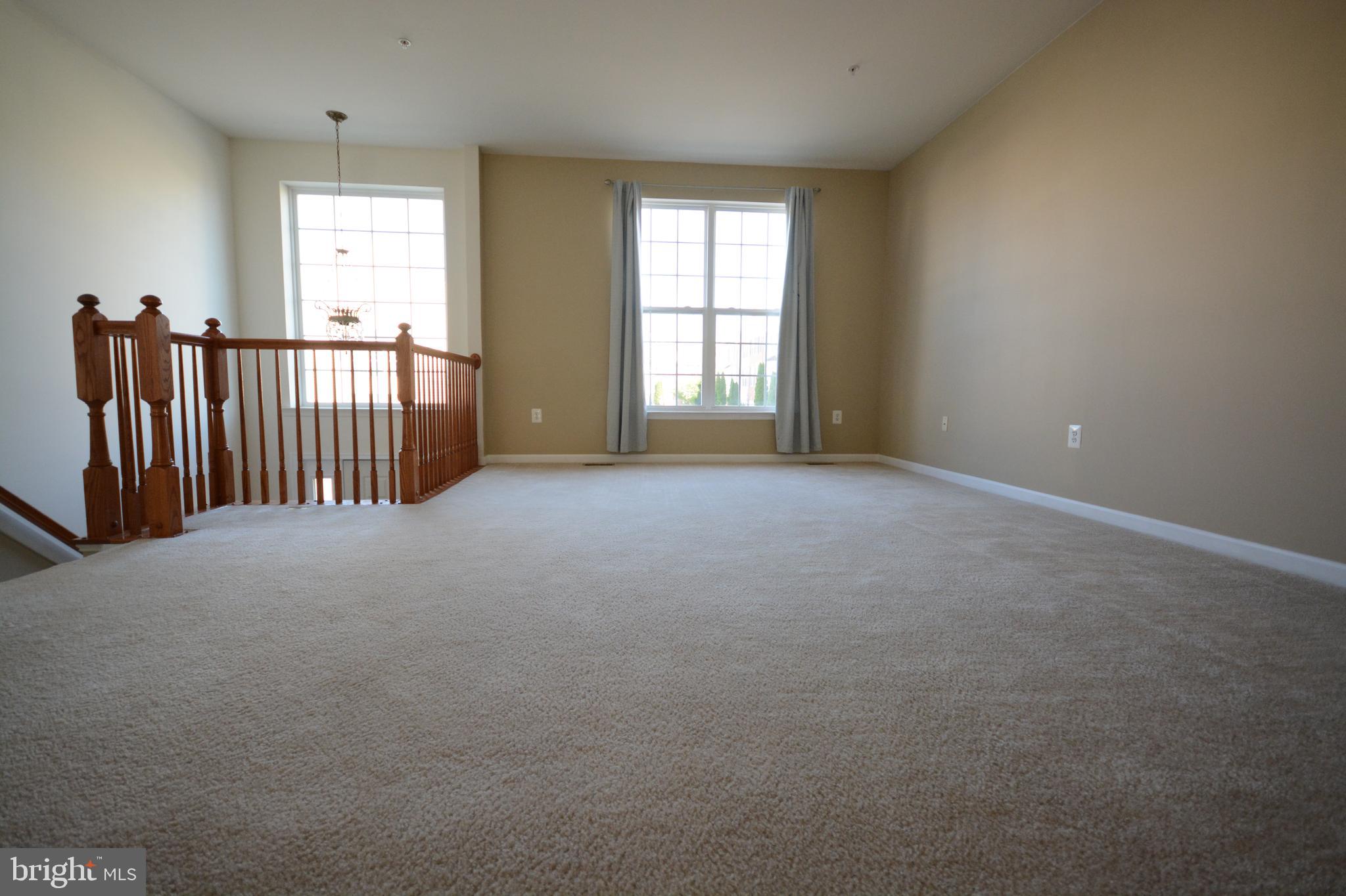 421 GREEN FERN CIRCLE