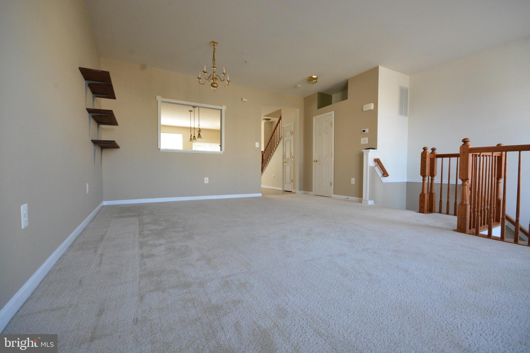 421 GREEN FERN CIRCLE