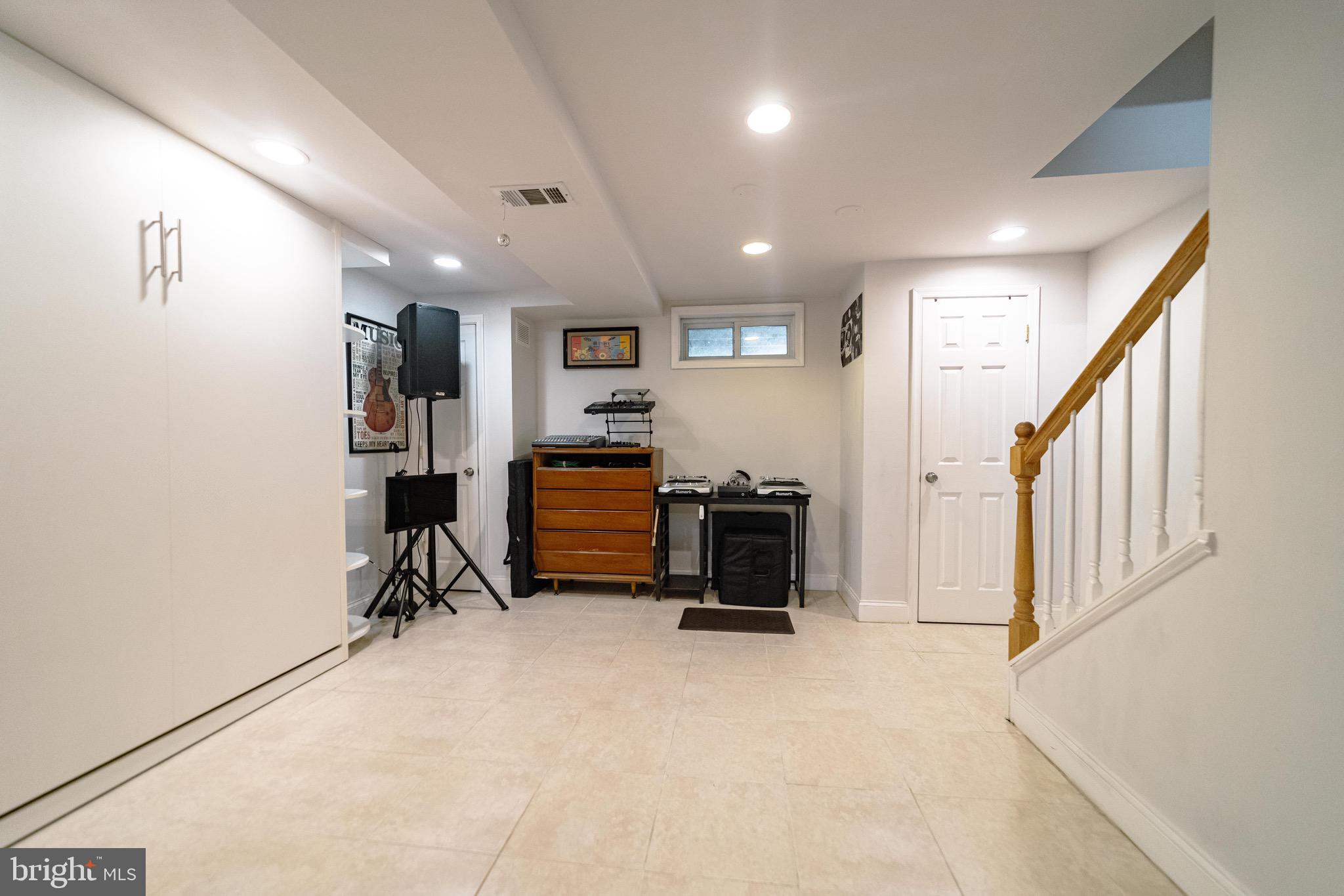 LYNHAVEN - Residential