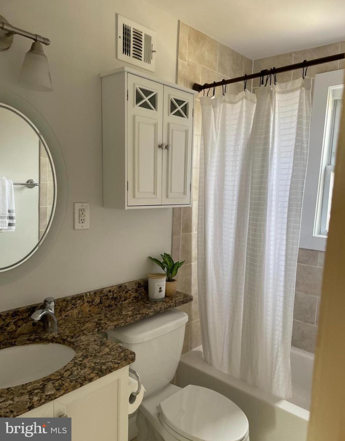 LYNHAVEN - Residential