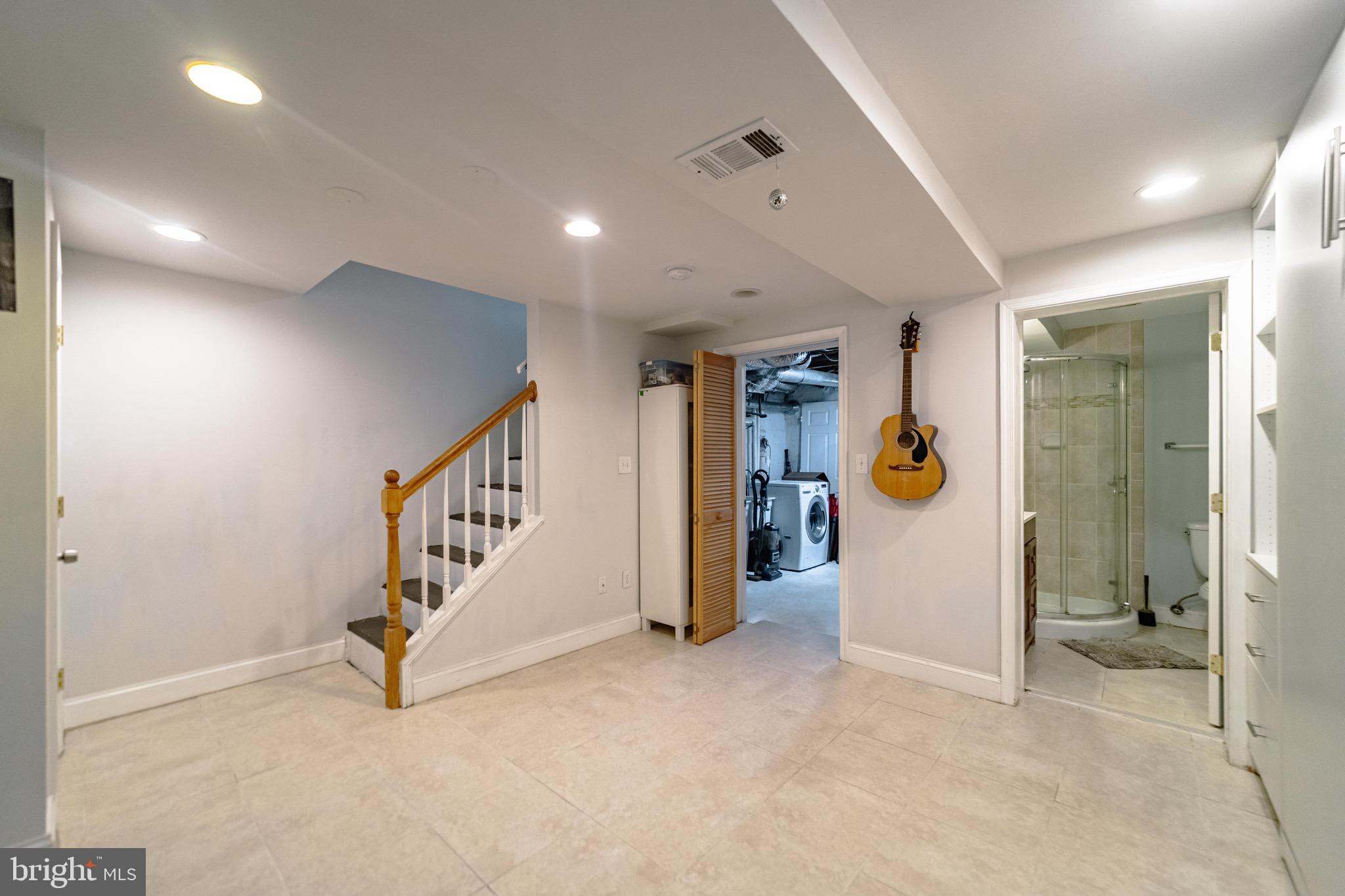 LYNHAVEN - Residential