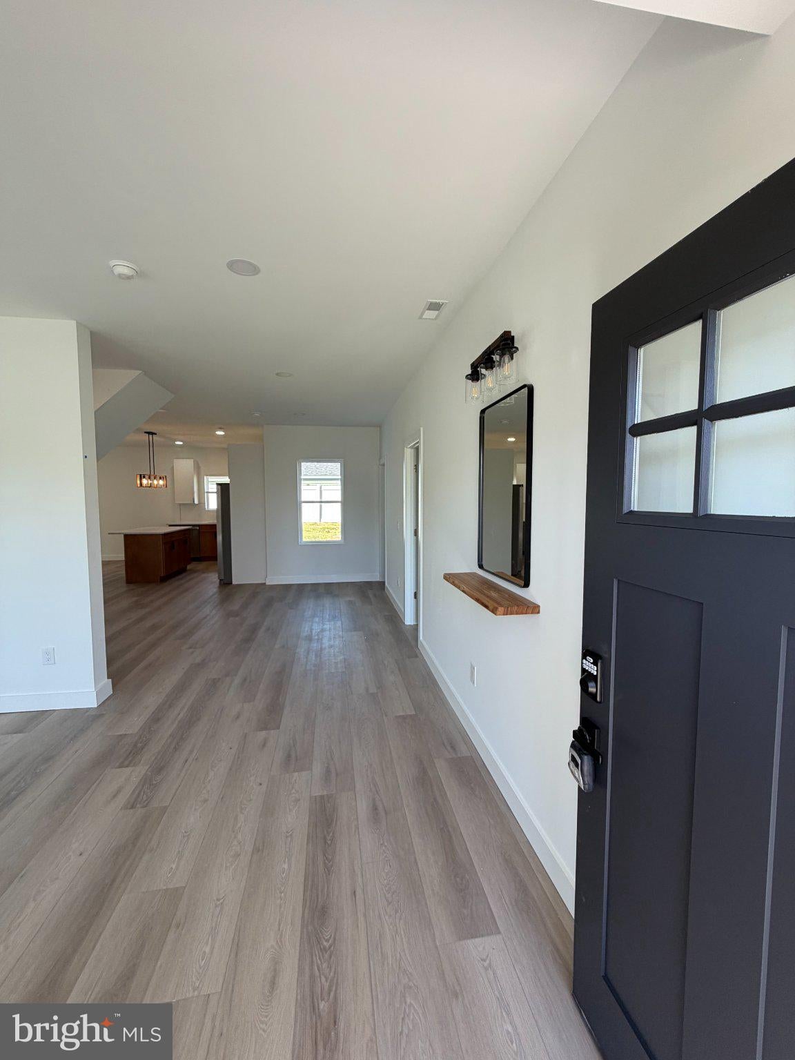 6 APRICOT LANE
