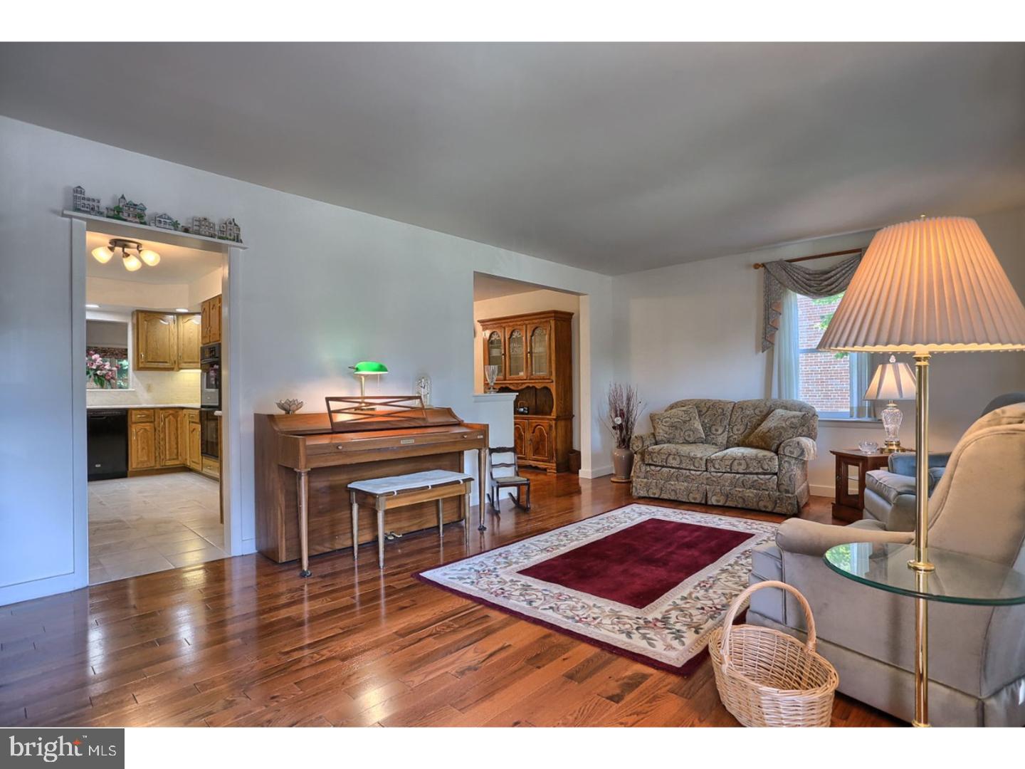 CRESTWOOD - Residential