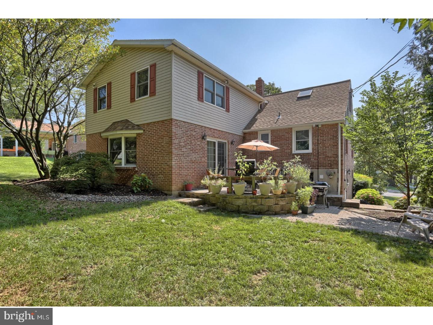 CRESTWOOD - Residential