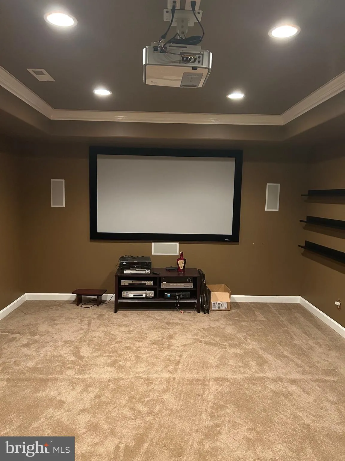 Fredericksburg, Virginia 22406, United States, 5 Bedrooms Bedrooms, ,5 BathroomsBathrooms,Residential,Contingent,43216