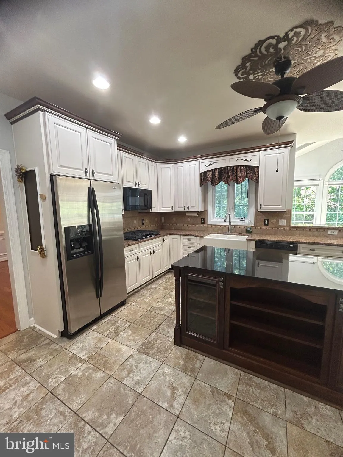 Fredericksburg, Virginia 22406, United States, 5 Bedrooms Bedrooms, ,5 BathroomsBathrooms,Residential,Contingent,43216