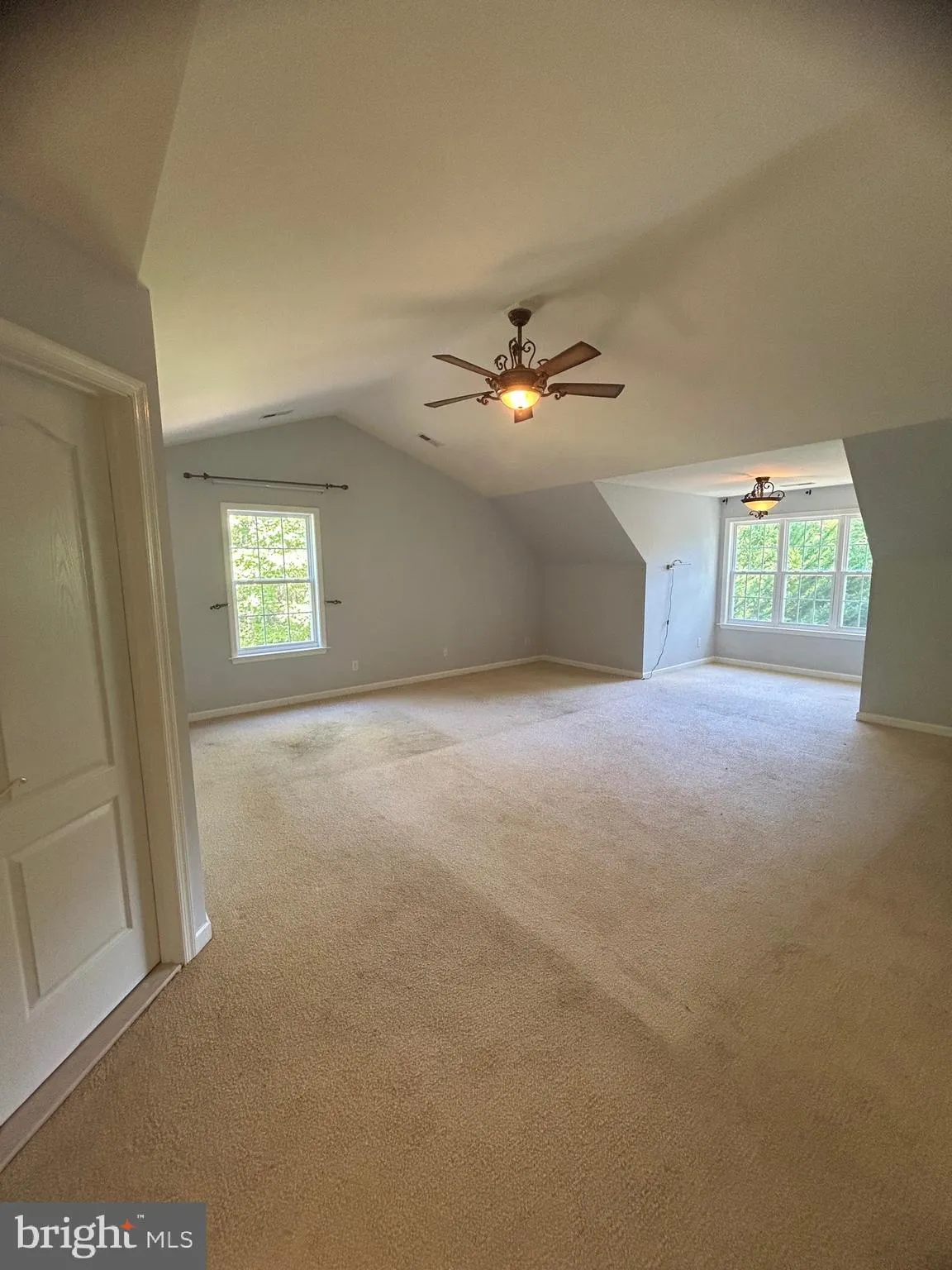 Fredericksburg, Virginia 22406, United States, 5 Bedrooms Bedrooms, ,5 BathroomsBathrooms,Residential,Contingent,43216