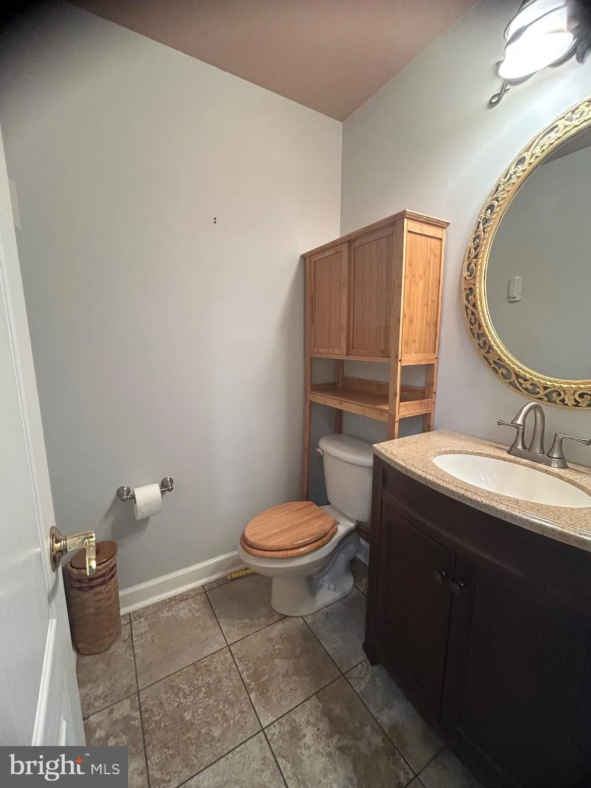 Fredericksburg, Virginia 22406, United States, 5 Bedrooms Bedrooms, ,5 BathroomsBathrooms,Residential,Contingent,43216