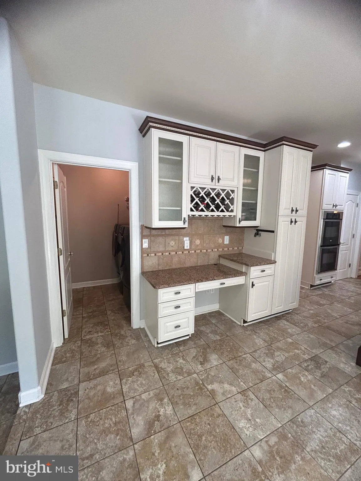 Fredericksburg, Virginia 22406, United States, 5 Bedrooms Bedrooms, ,5 BathroomsBathrooms,Residential,Contingent,43216