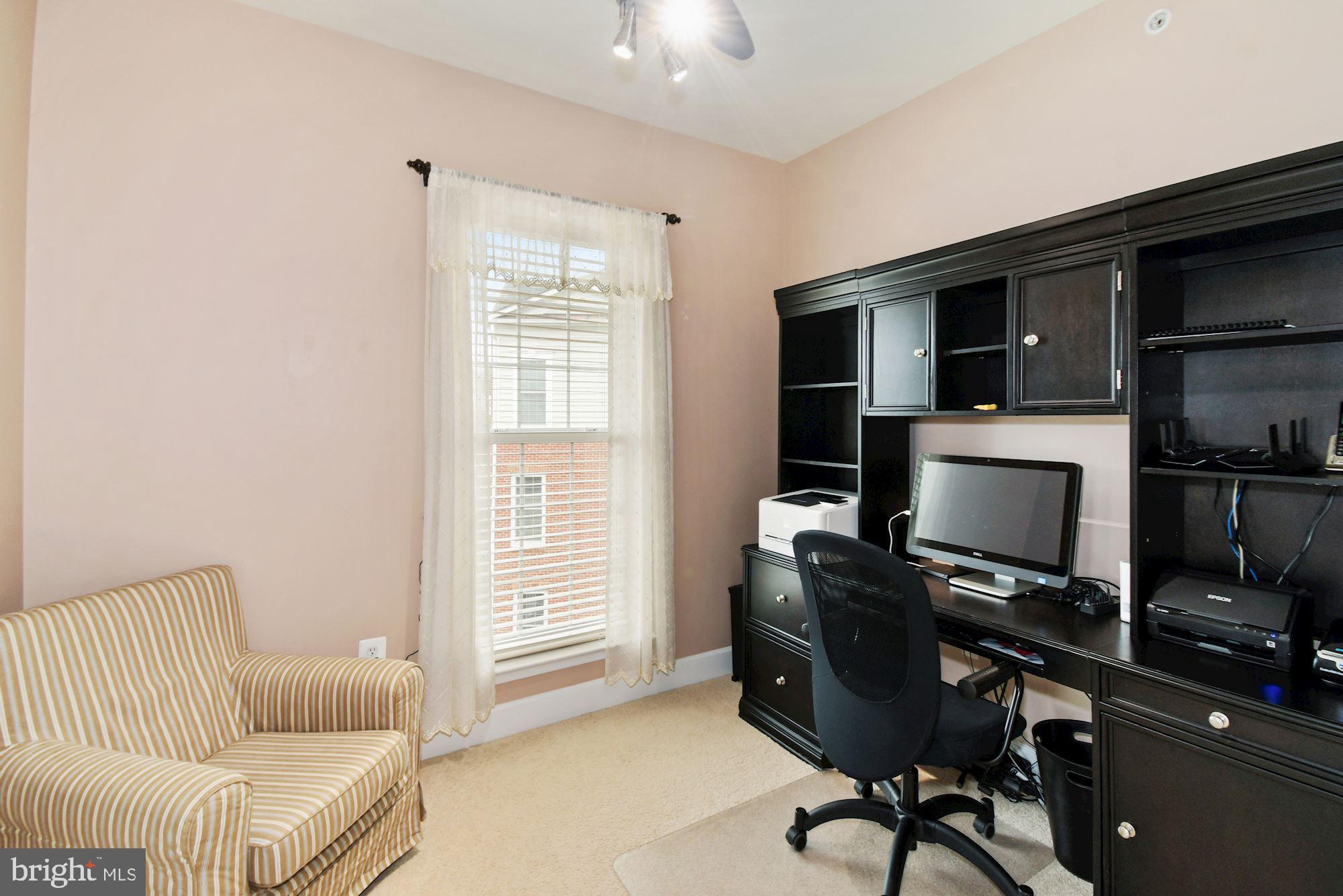 POTOMAC CLUB - Residential