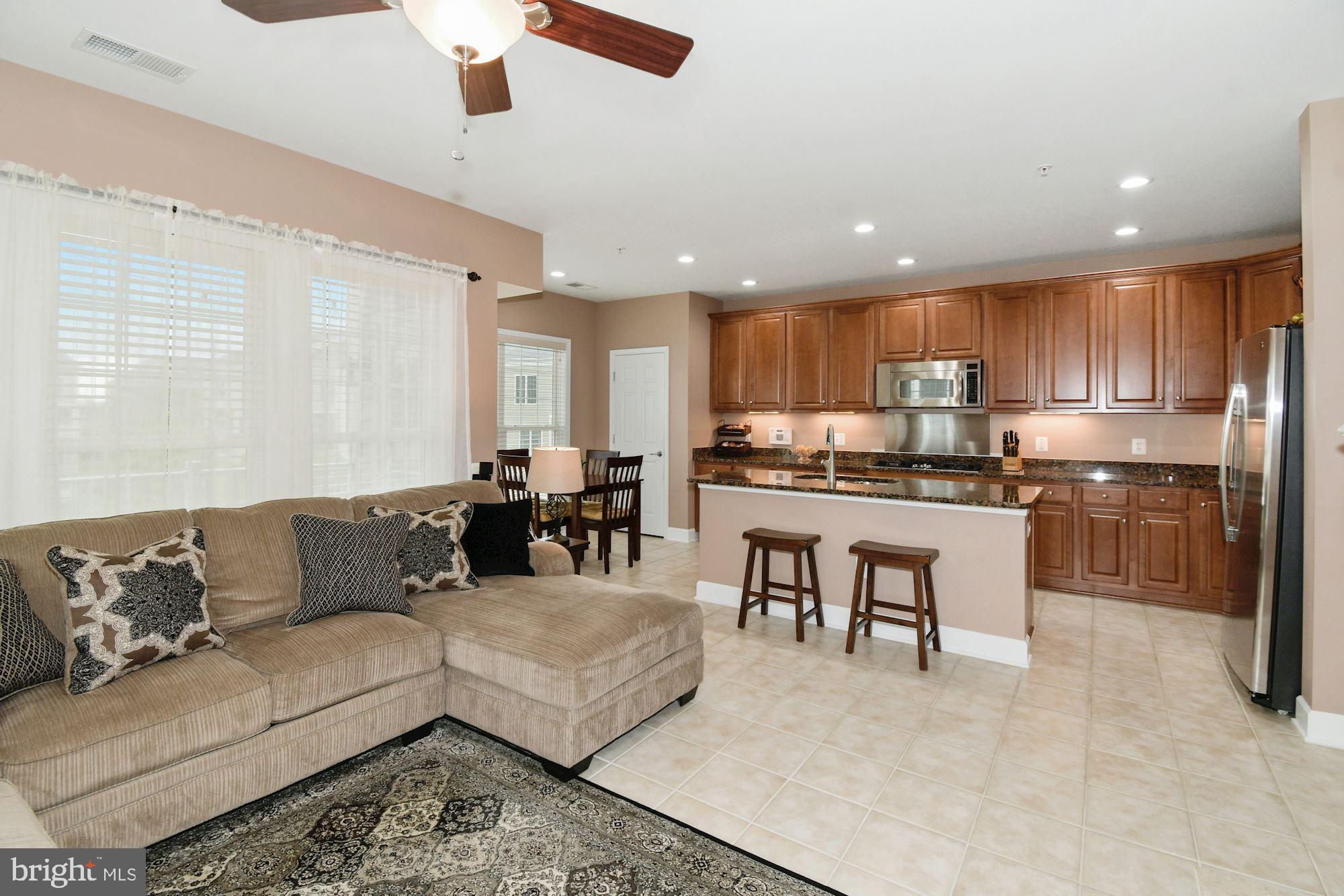 POTOMAC CLUB - Residential