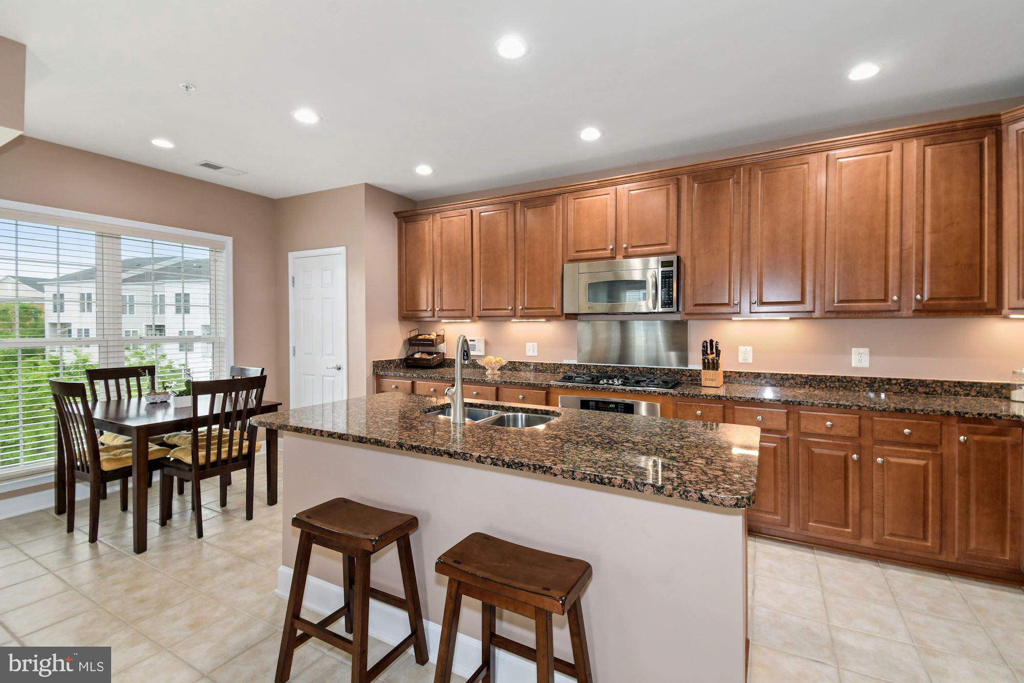 POTOMAC CLUB - Residential