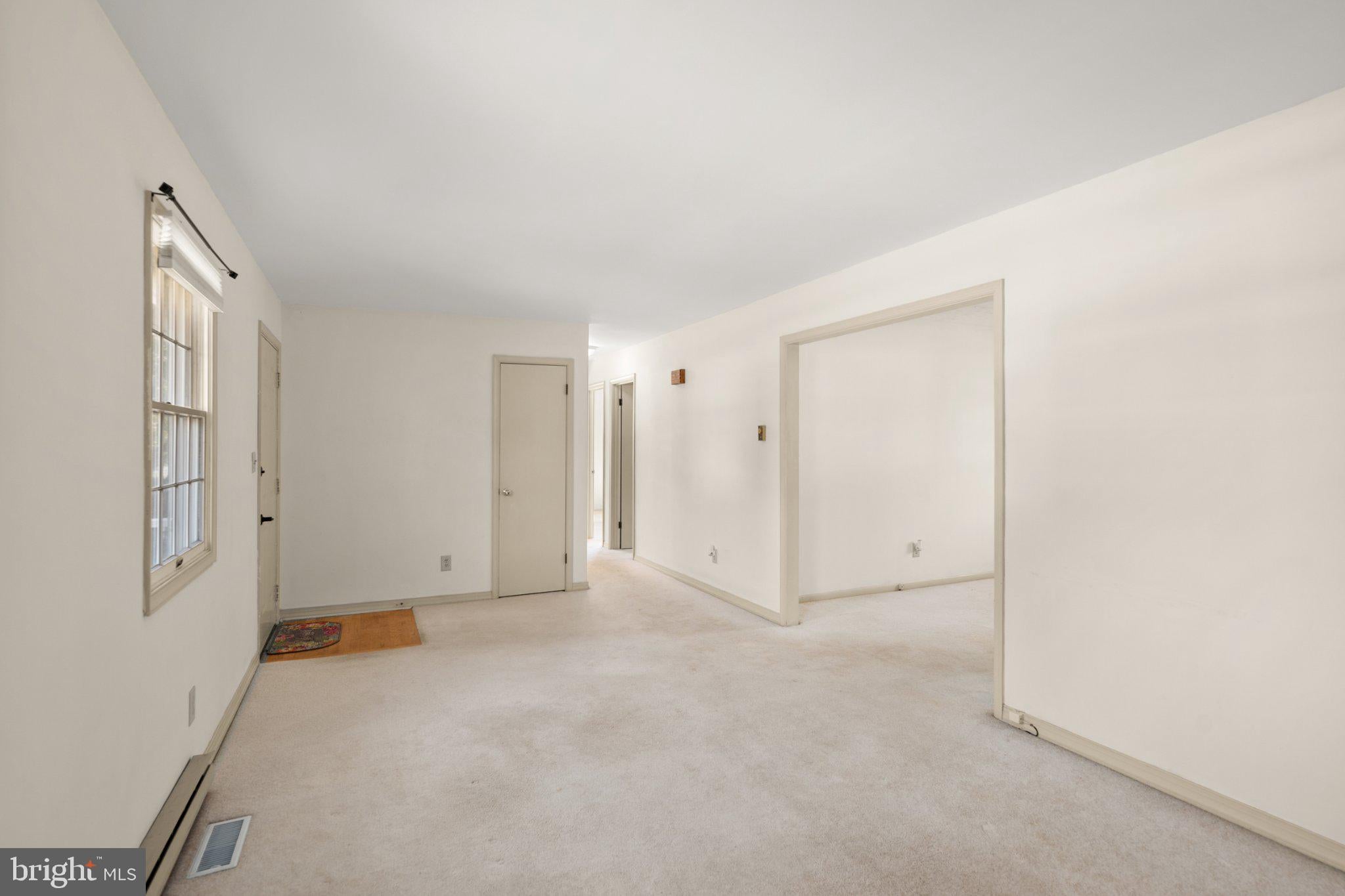 736 MAGNOLIA DRIVE