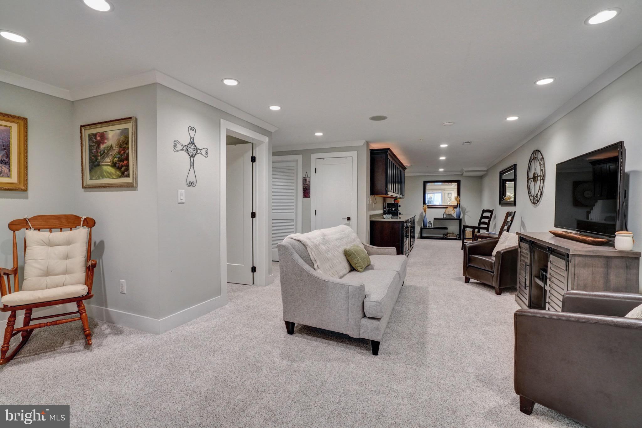 WHITE SPRINGS AT PROVIDENCE - Residential