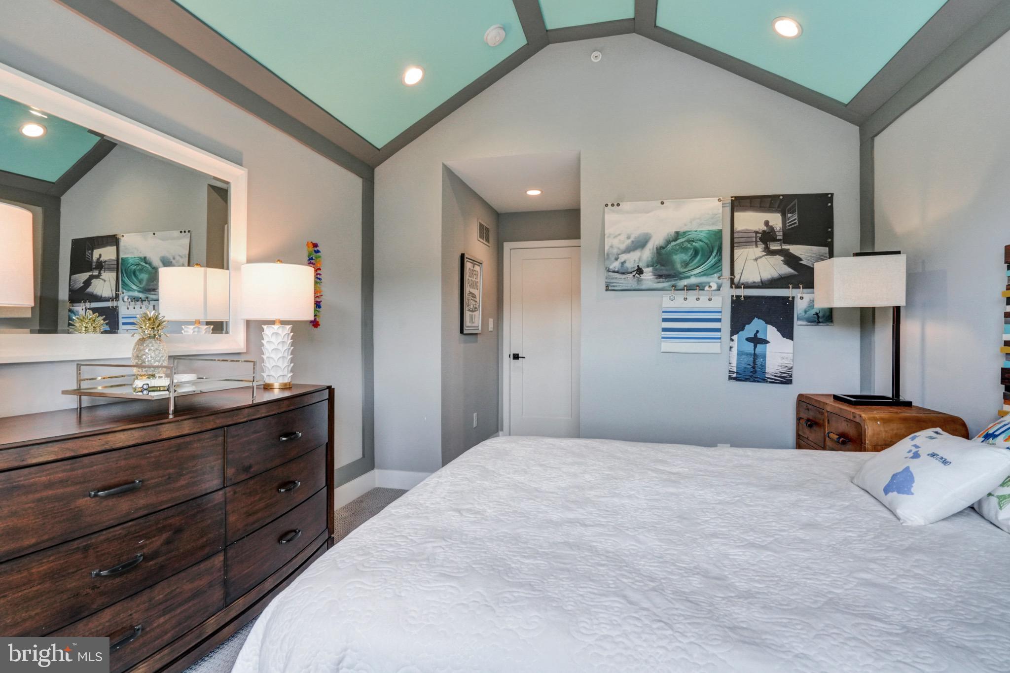 WHITE SPRINGS AT PROVIDENCE - Residential