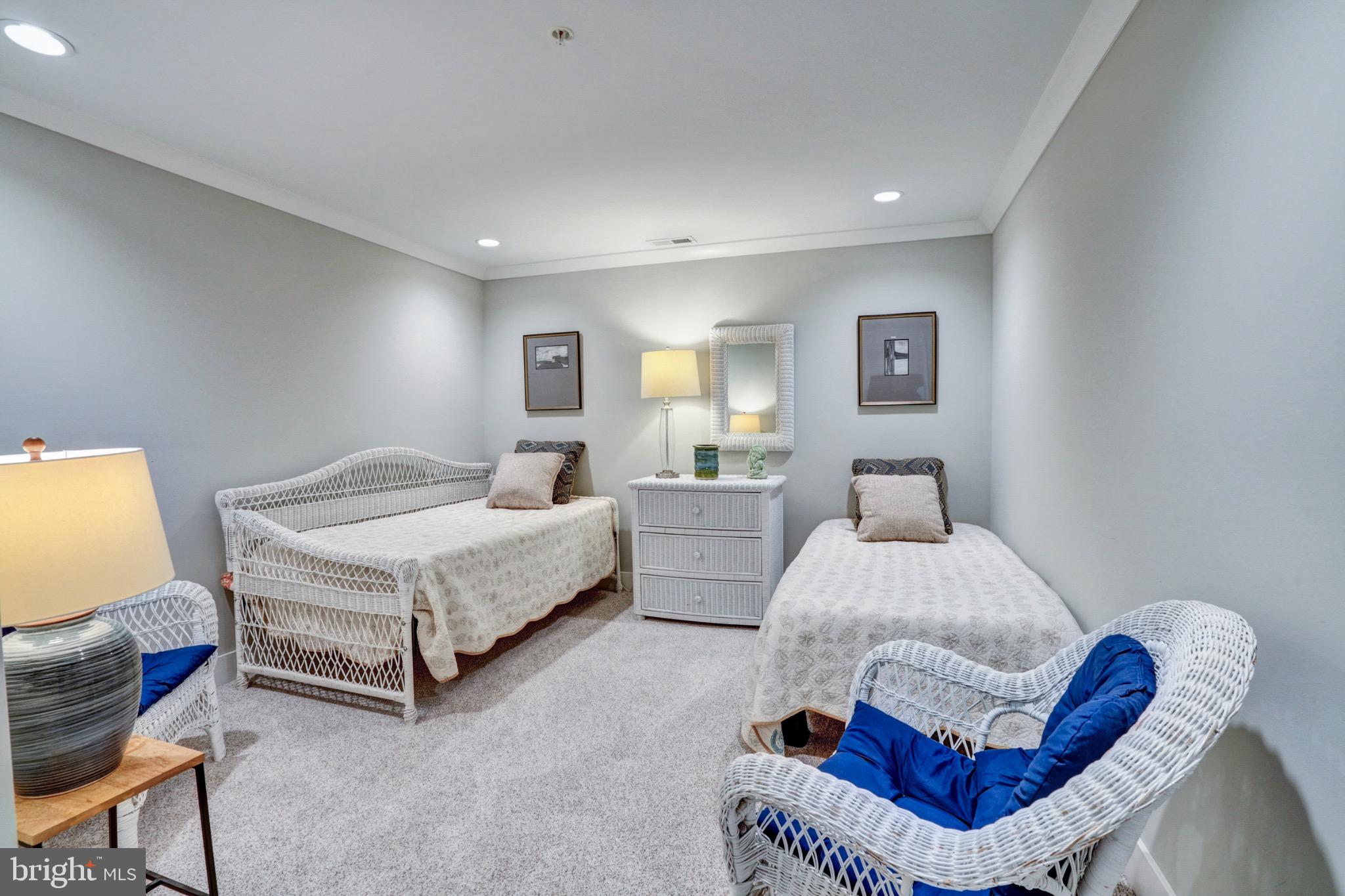 WHITE SPRINGS AT PROVIDENCE - Residential