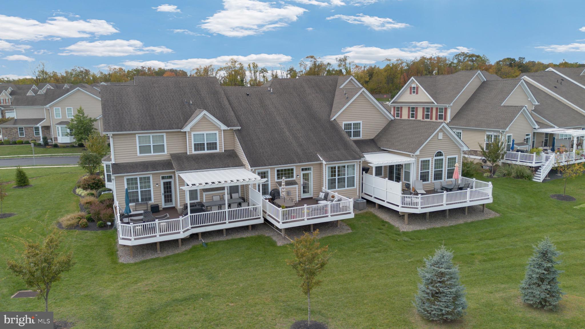 WHITE SPRINGS AT PROVIDENCE - Residential