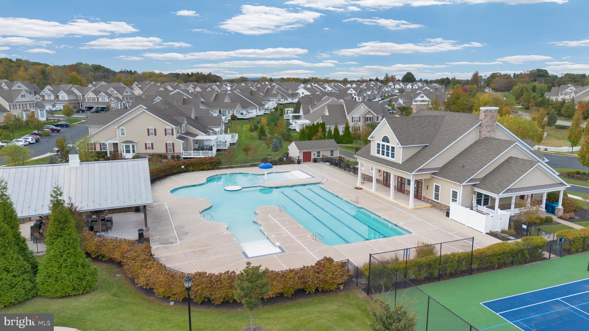 WHITE SPRINGS AT PROVIDENCE - Residential