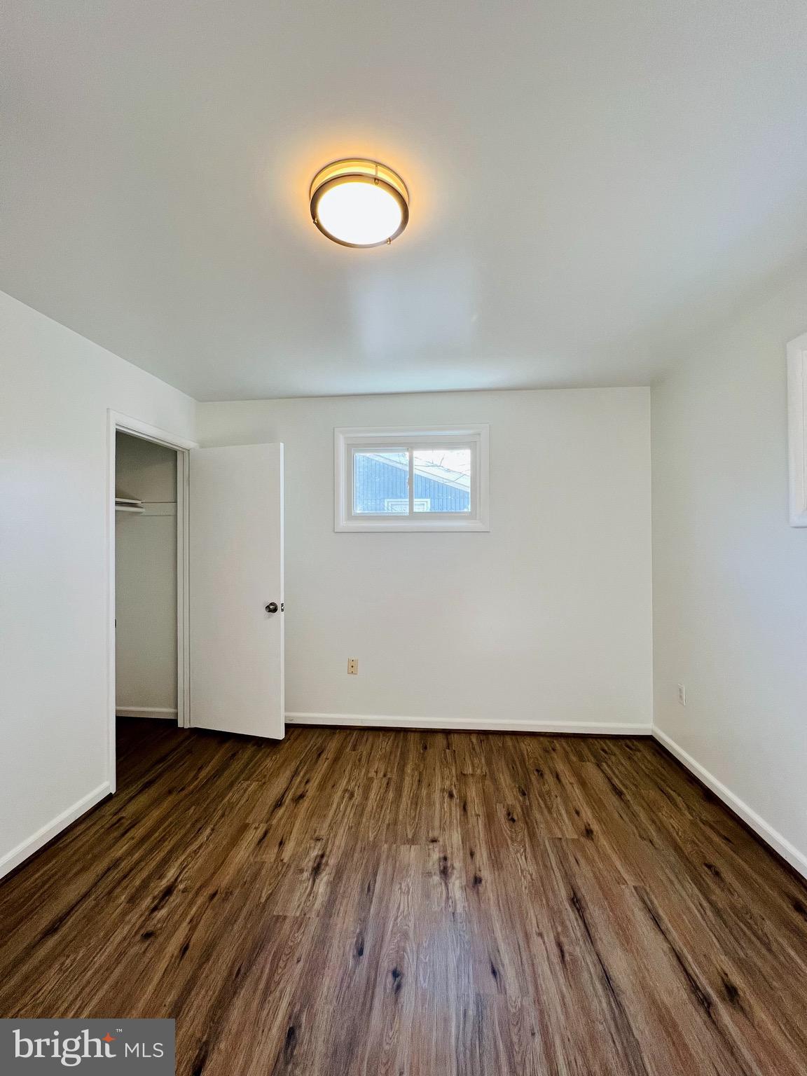 ASPEN KNOLLS - Residential Lease