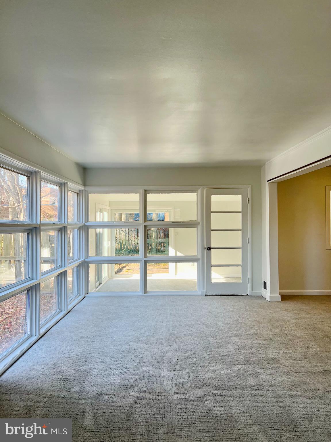 ASPEN KNOLLS - Residential Lease