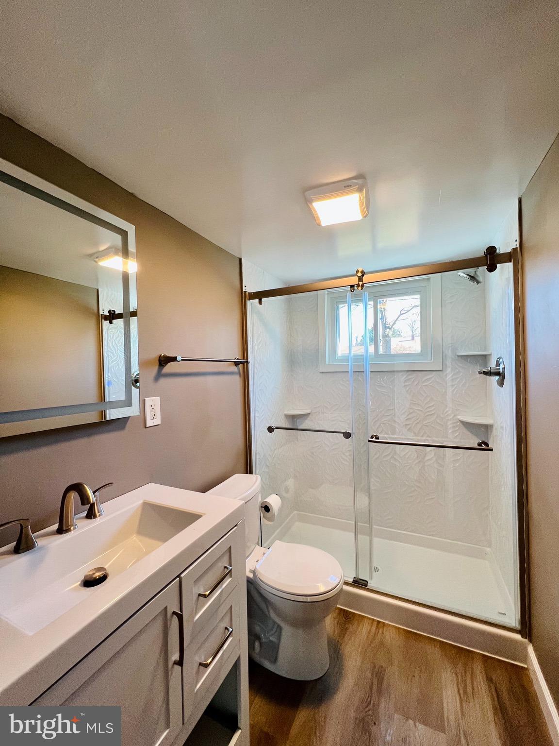 ASPEN KNOLLS - Residential Lease