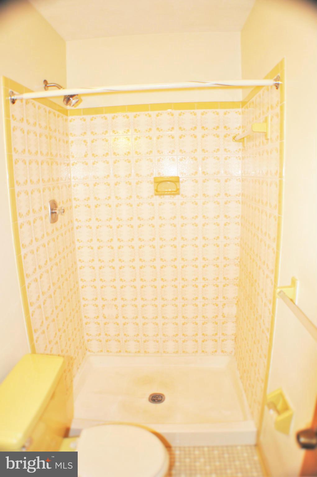 KNOLLAND - Residential