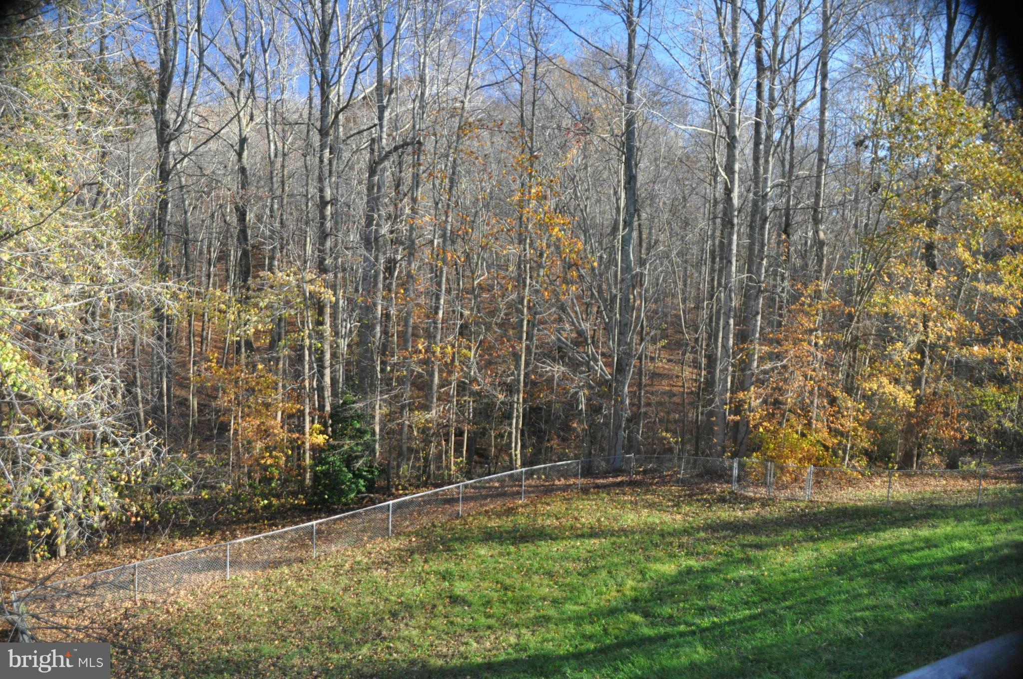 KNOLLAND - Residential