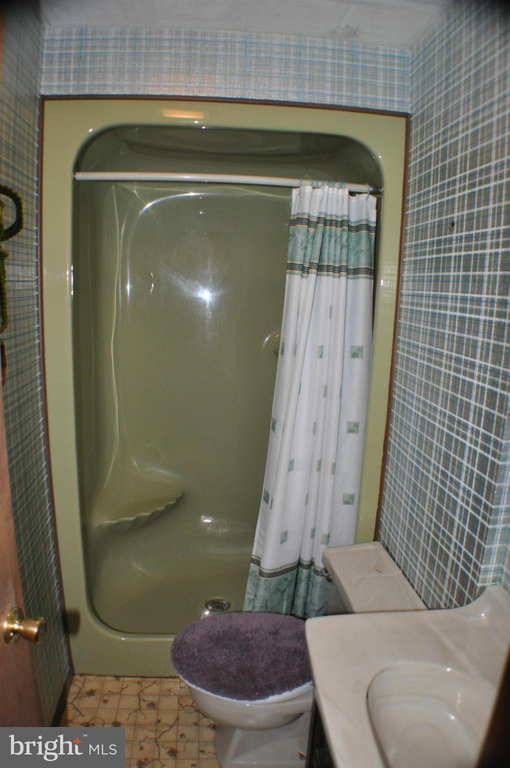 KNOLLAND - Residential