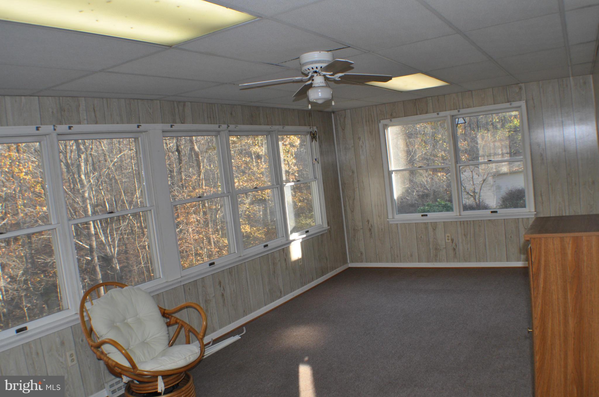 KNOLLAND - Residential