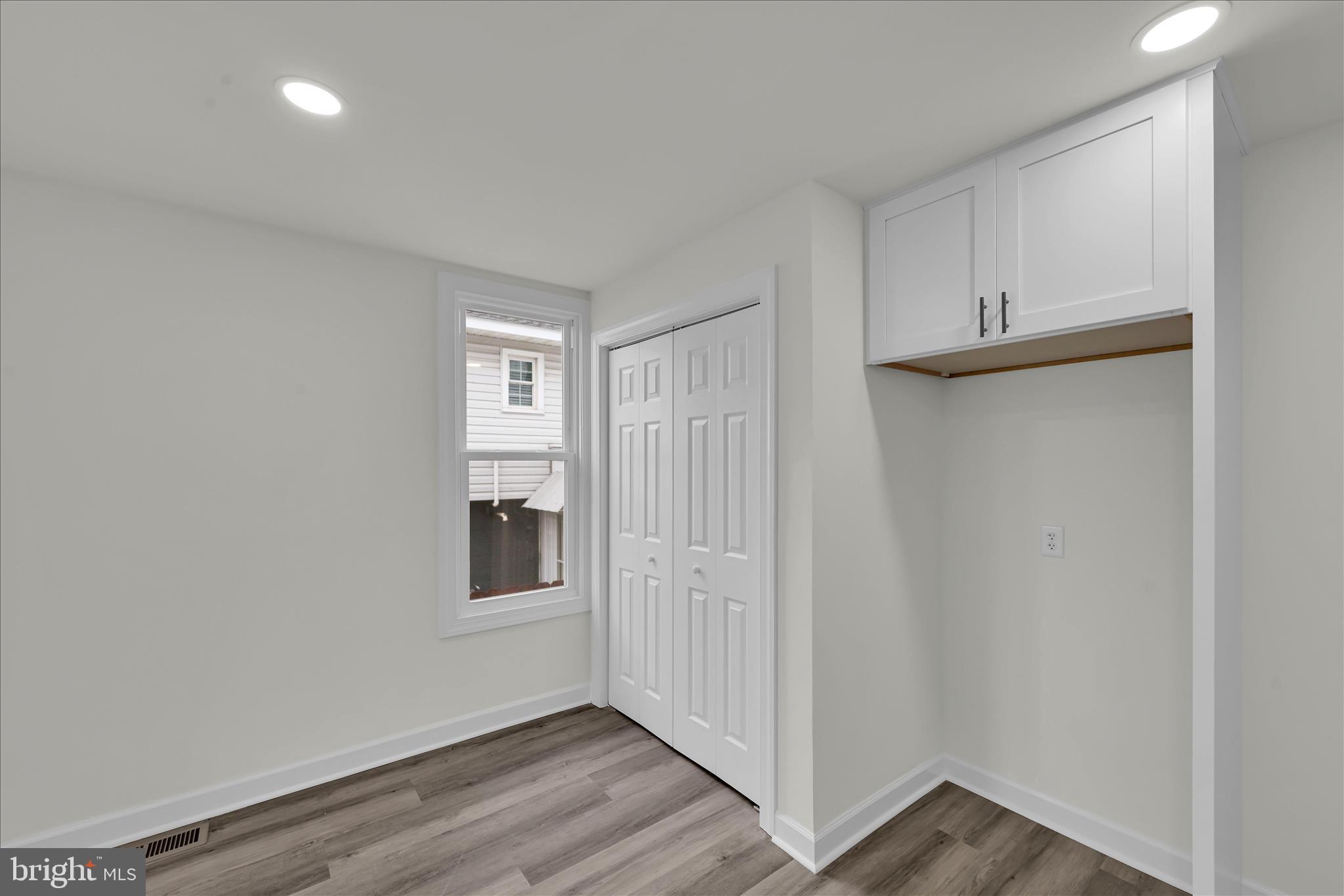 FRACKVILLE - Residential