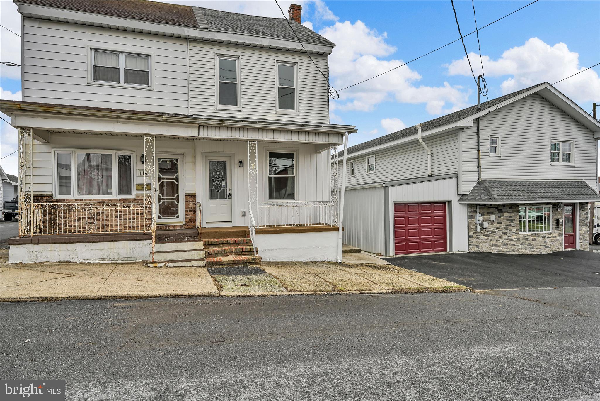 FRACKVILLE - Residential