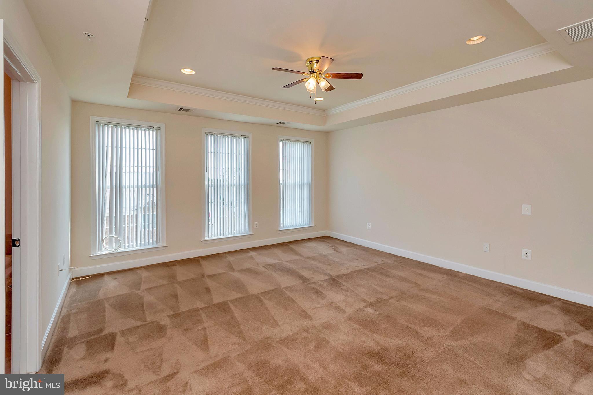 POTOMAC CLUB - Residential