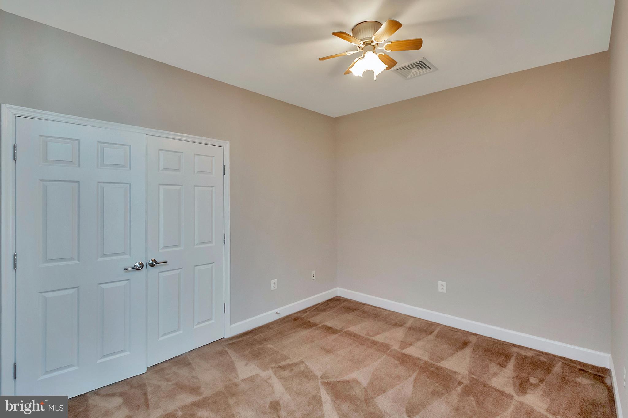 POTOMAC CLUB - Residential