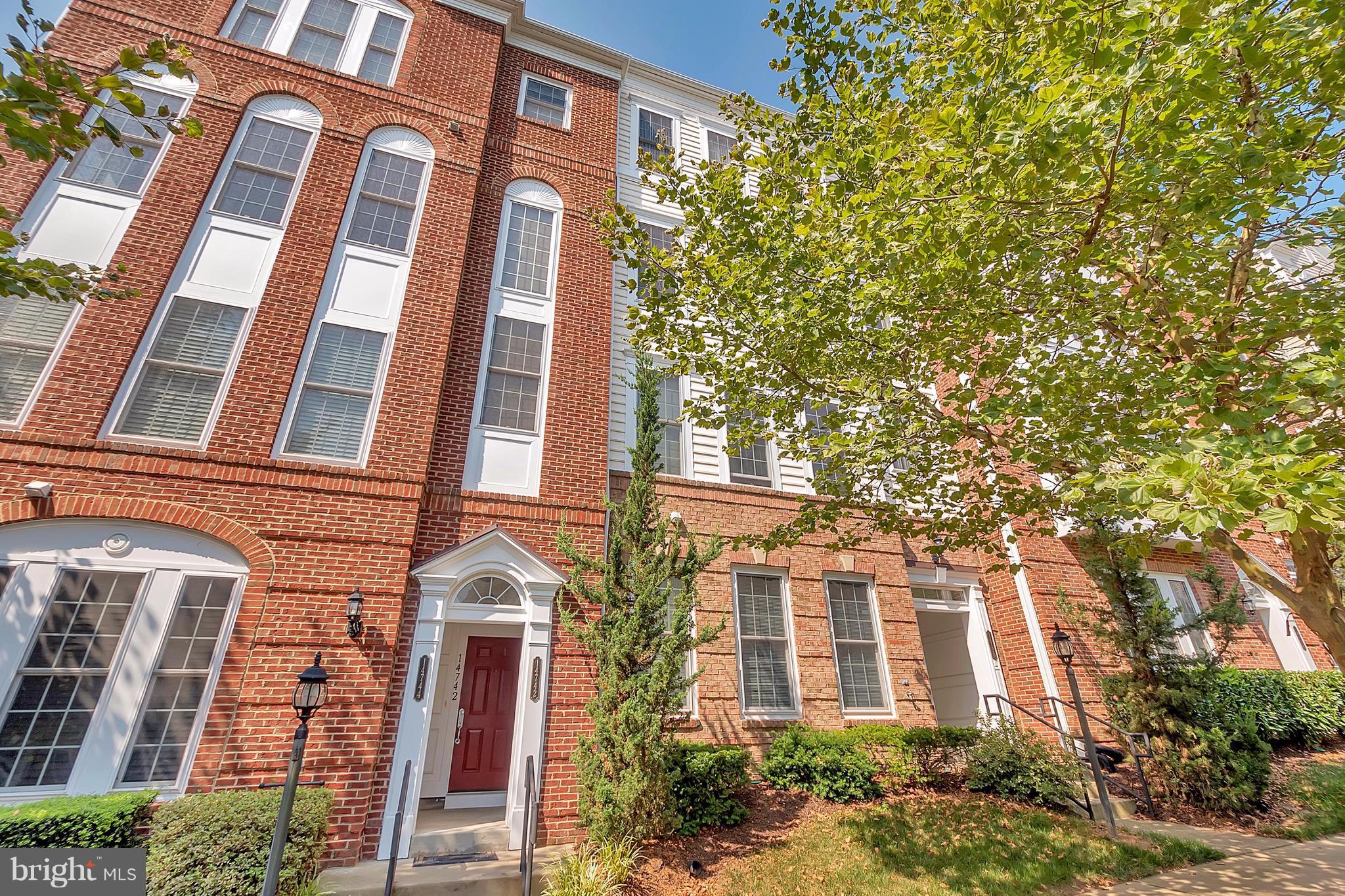 POTOMAC CLUB - Residential