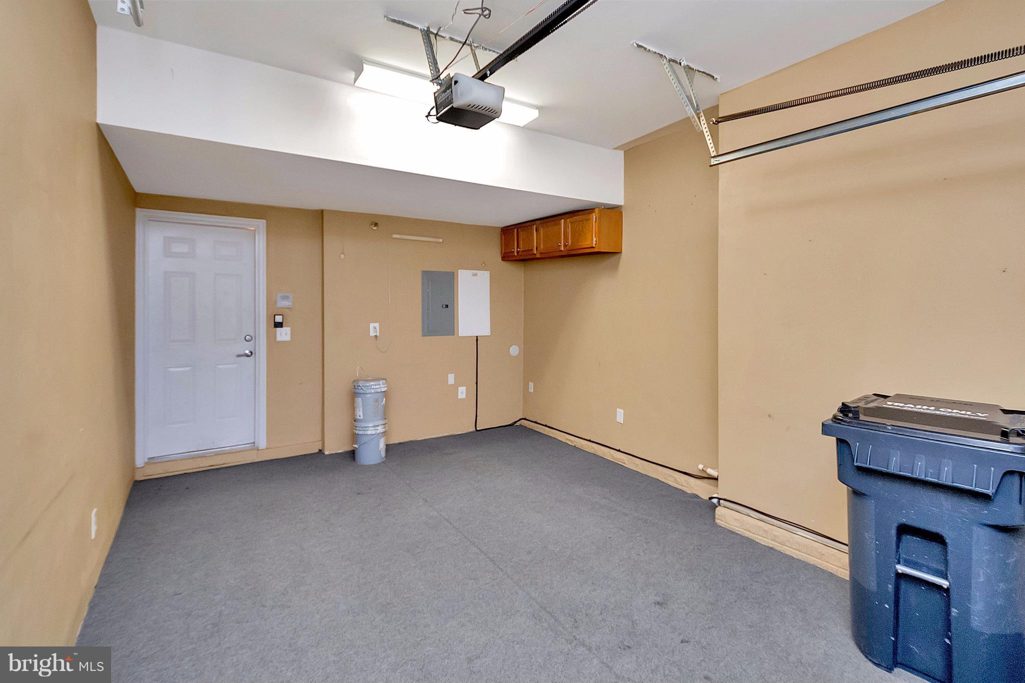 POTOMAC CLUB - Residential